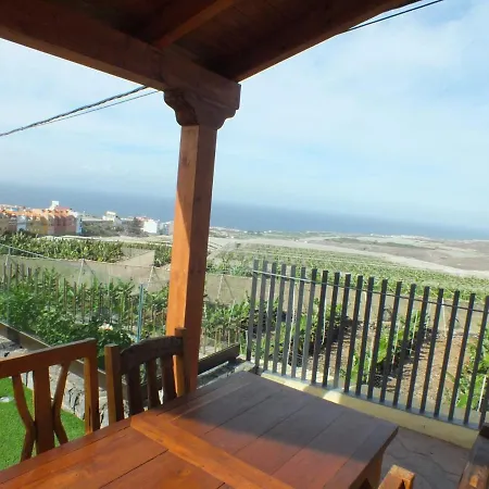 La Holiday home *